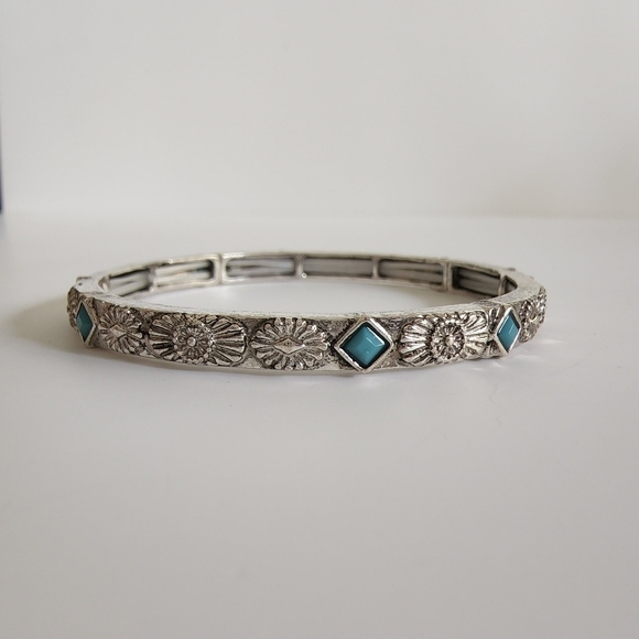 NEW Boho Turquoise Engrave Antique Metal Stretch Bracelet - Picture 3 of 6
